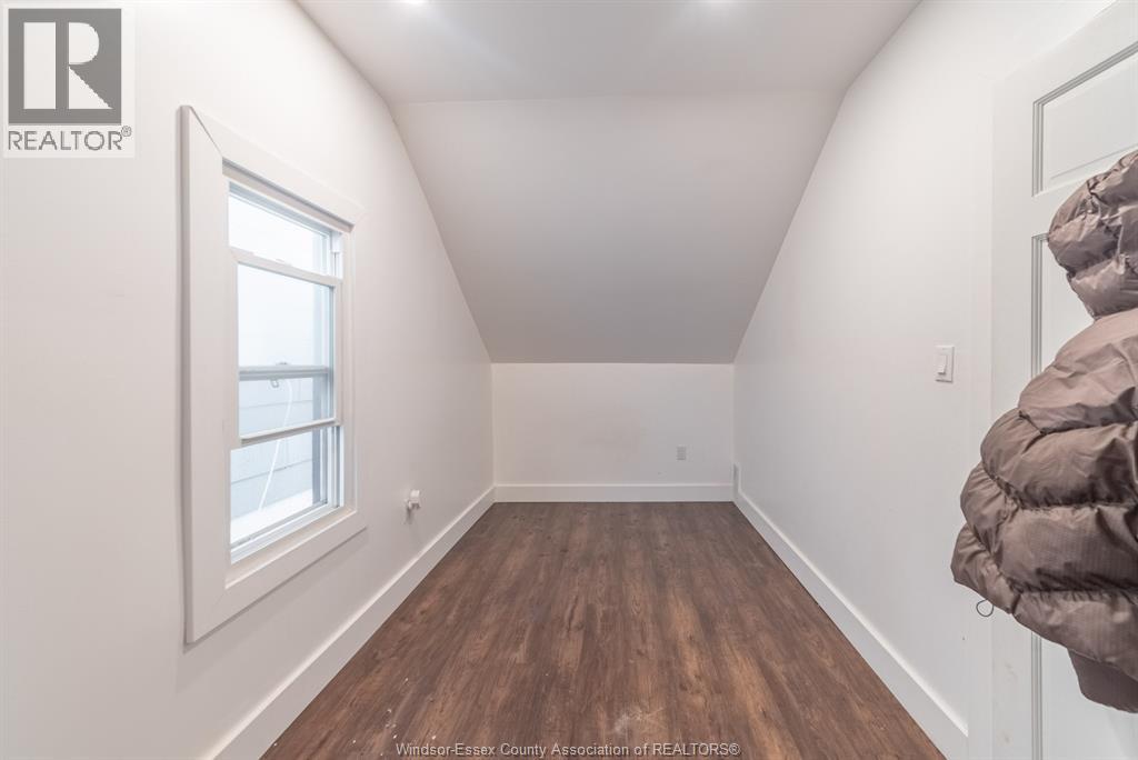 1354 Mckay Avenue, Windsor, Ontario  N9B 2B2 - Photo 20 - 26022906