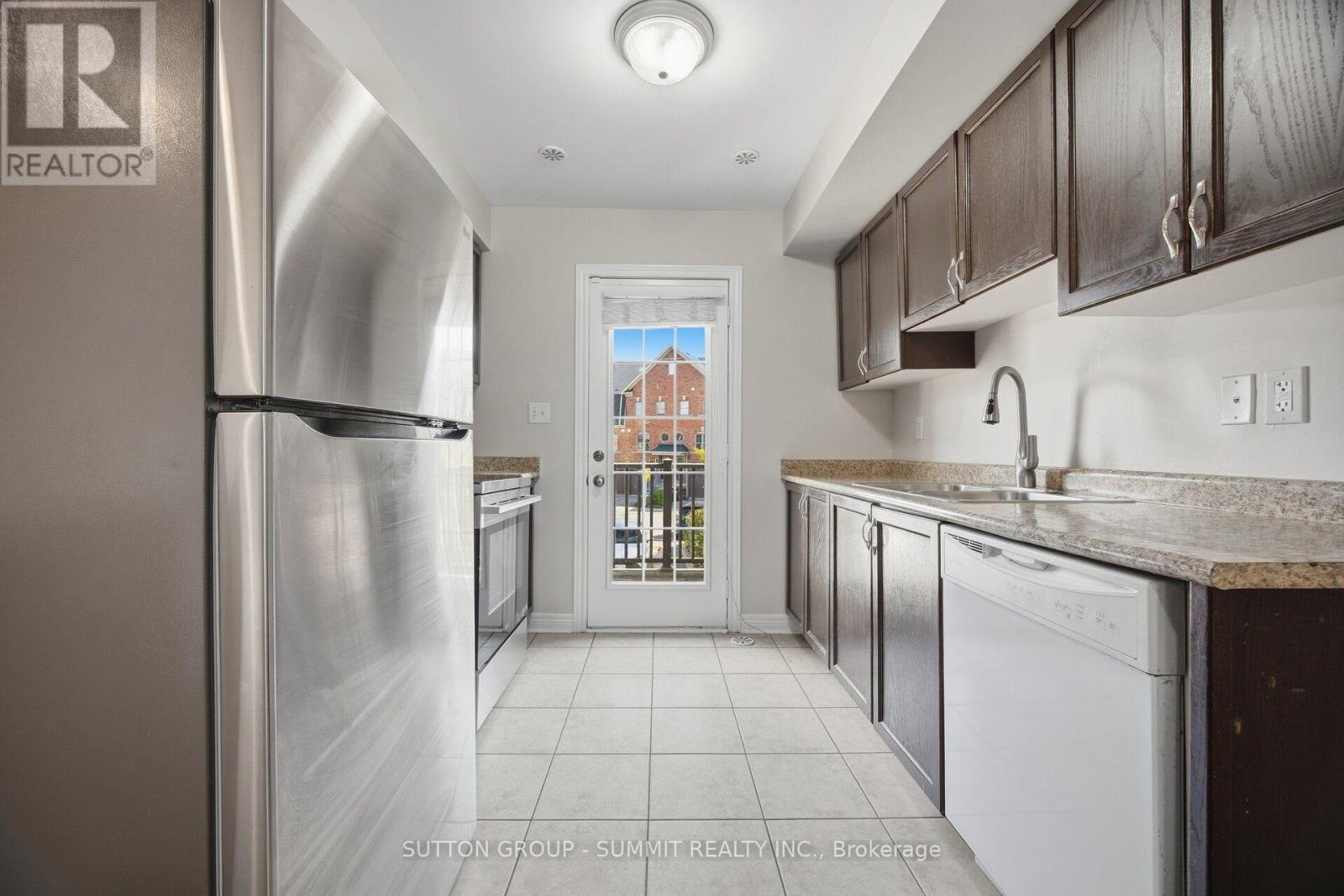 57 Battalion Road, Brampton (Northwest Brampton), Ontario  L7A 4B7 - Photo 7 - W13812594
