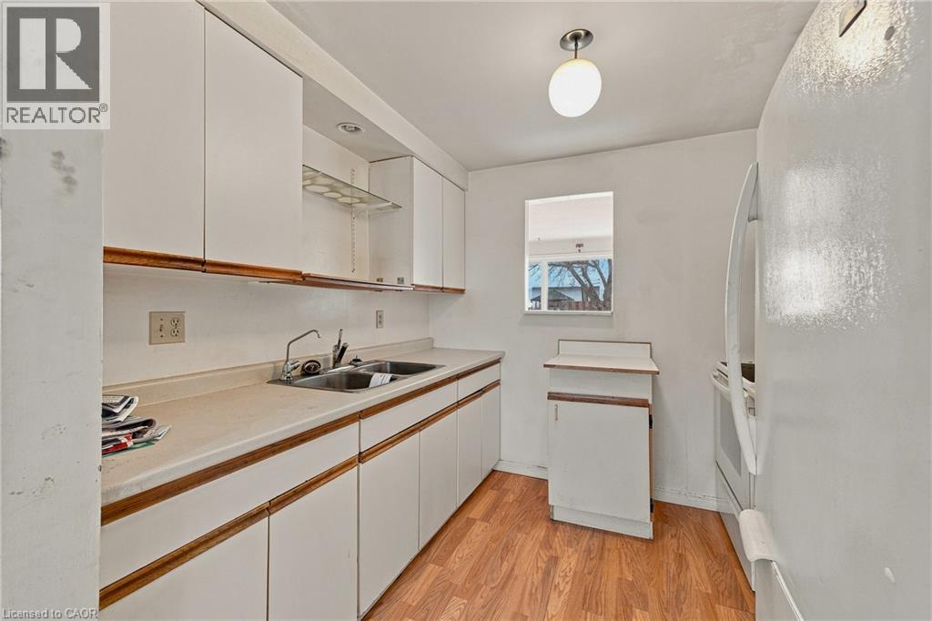 487 Elgin Street N Unit# 10, Cambridge, Ontario  N1R 6V4 - Photo 10 - 40861061