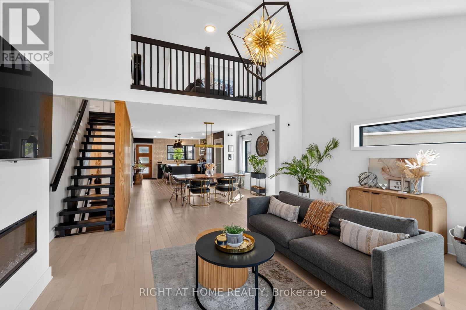 29 Harlequin Court, St. Thomas, Ontario  N5R 0L5 - Photo 3 - X13812560