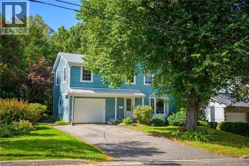560 Squires Street, Fredericton, New Brunswick  E3B 3V4 - Photo 2 - NB148310