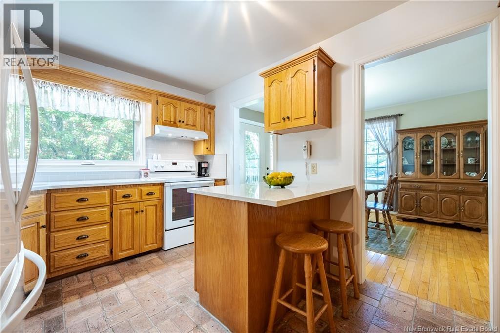 560 Squires Street, Fredericton, New Brunswick  E3B 3V4 - Photo 8 - NB148310