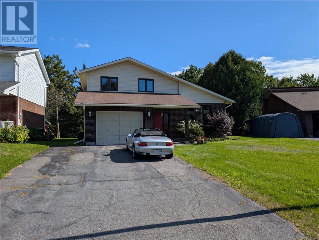 587 Jupiter Court, Sudbury, Ontario  P3E 5N1 - Photo 2 - 2130516