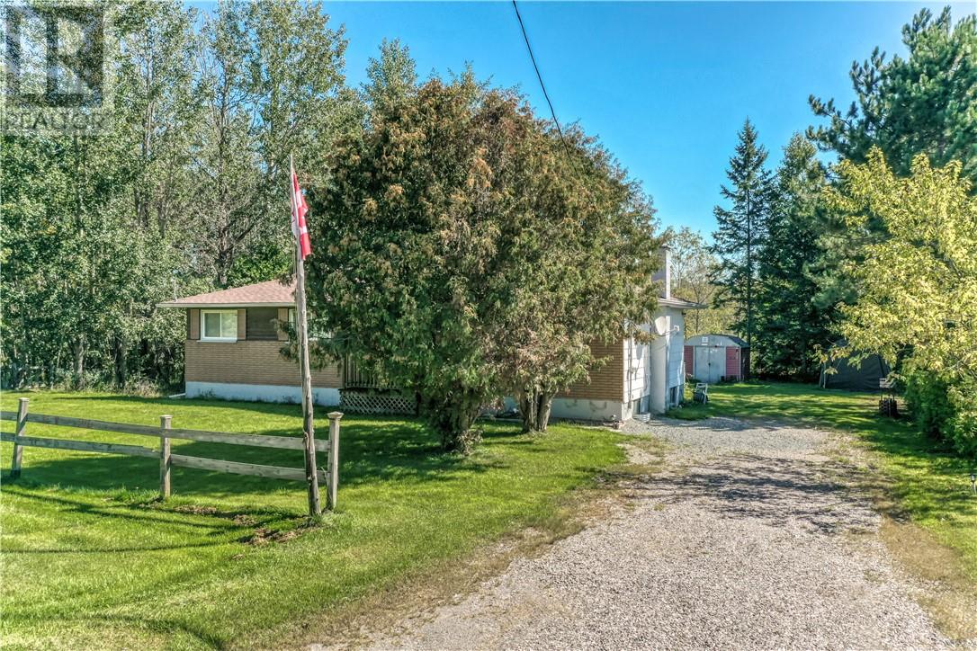 4035 Highway 537, Wanup, Ontario  P3E 4N1 - Photo 2 - 2130445