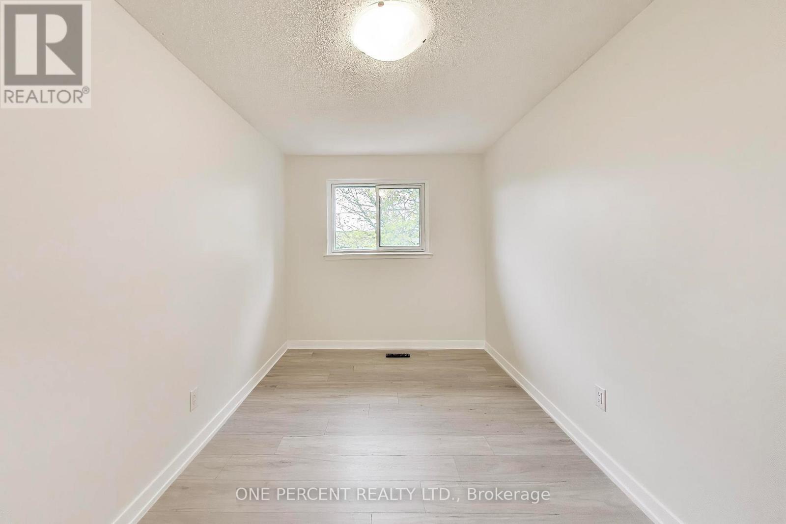 1270 Pallatine Drive, Oakville, Ontario  L6H 1Z2 - Photo 19 - W13099536