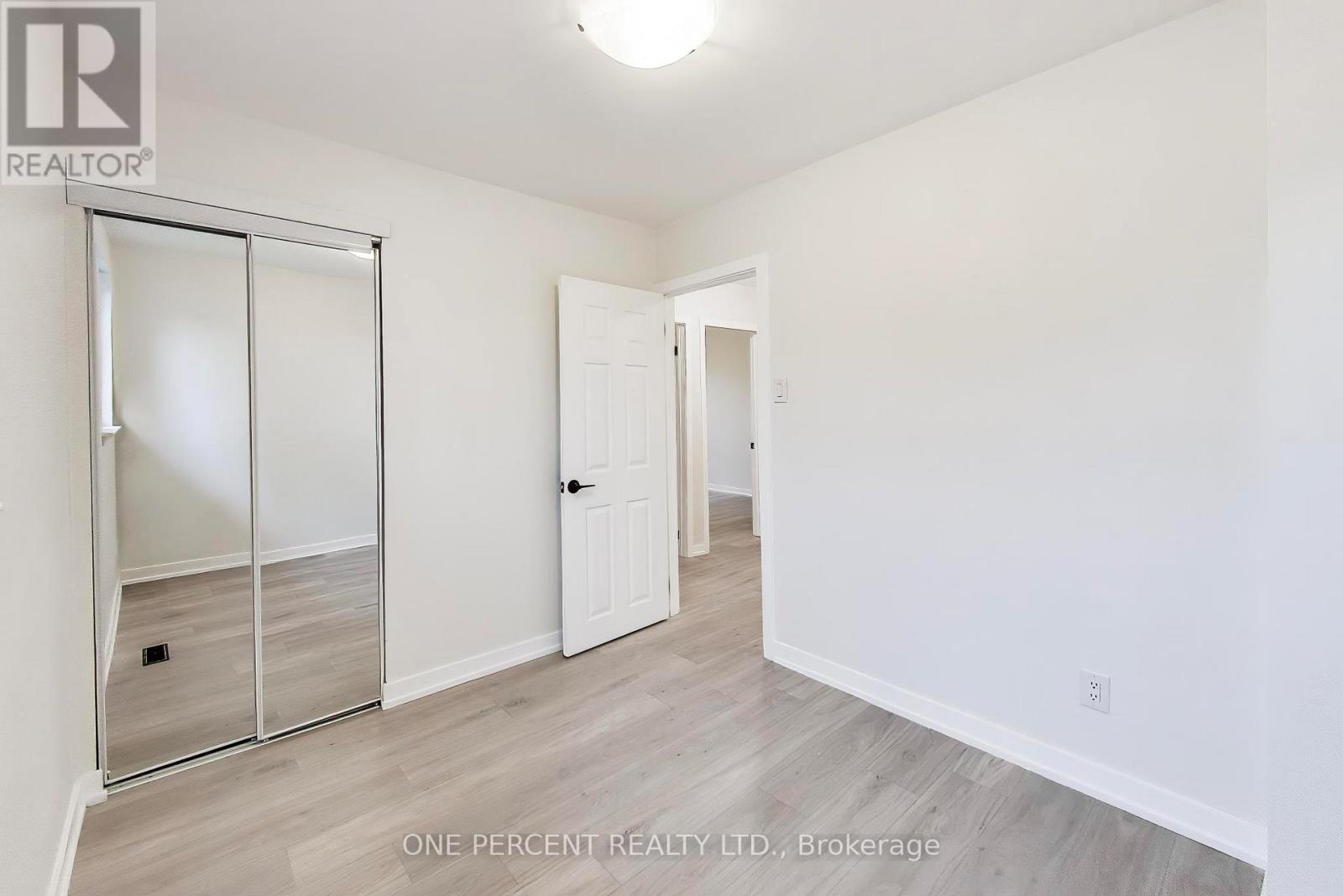 1270 Pallatine Drive, Oakville, Ontario  L6H 1Z2 - Photo 22 - W13099536