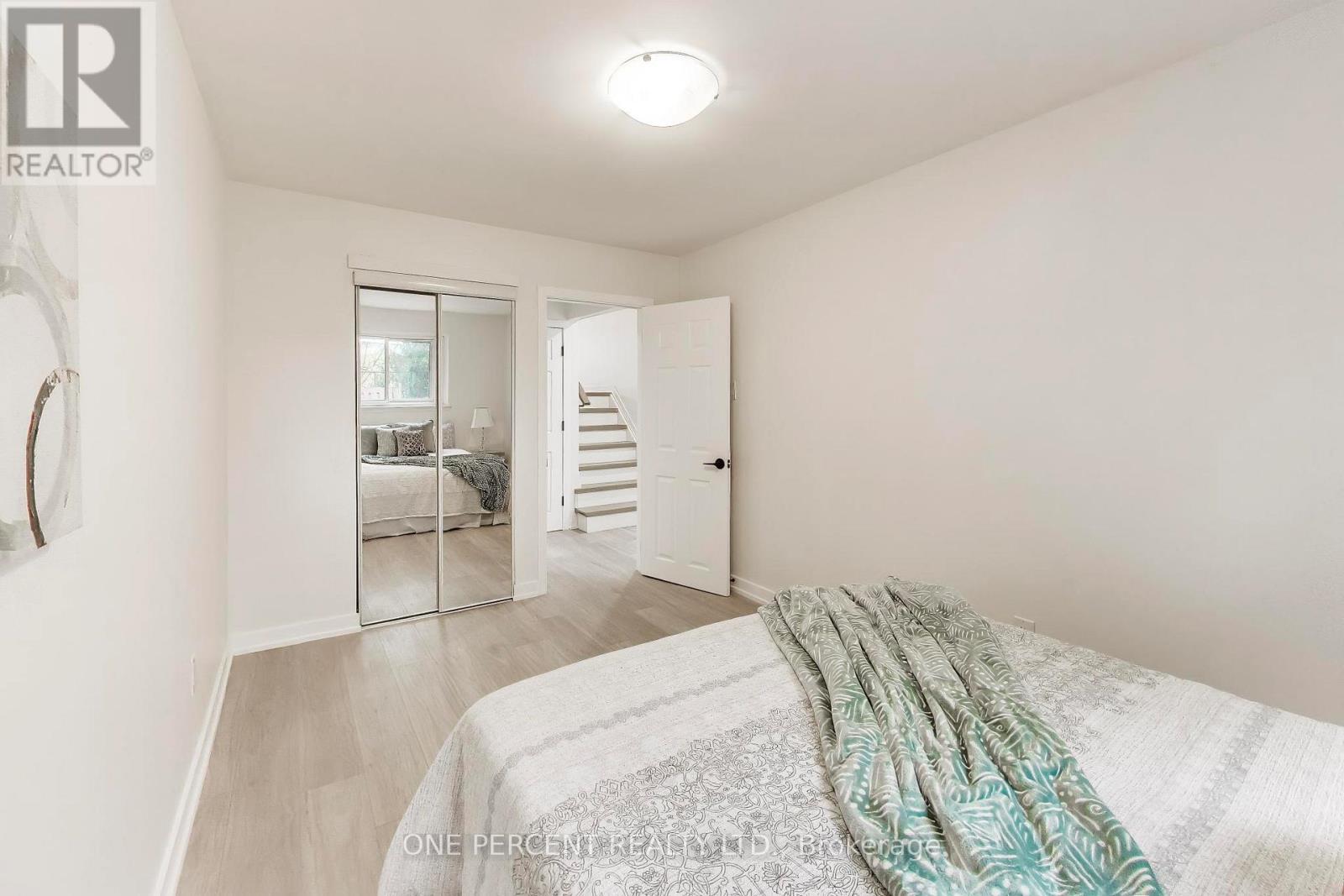1270 Pallatine Drive, Oakville, Ontario  L6H 1Z2 - Photo 13 - W13099536