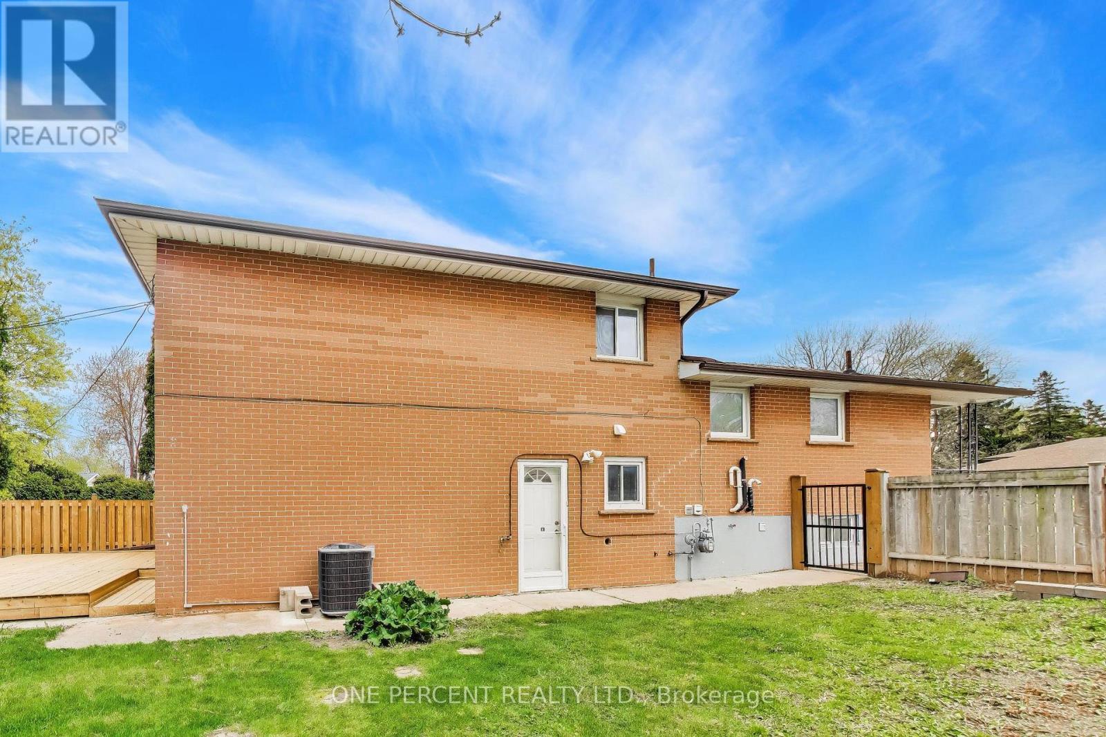 1270 Pallatine Drive, Oakville, Ontario  L6H 1Z2 - Photo 31 - W13099536