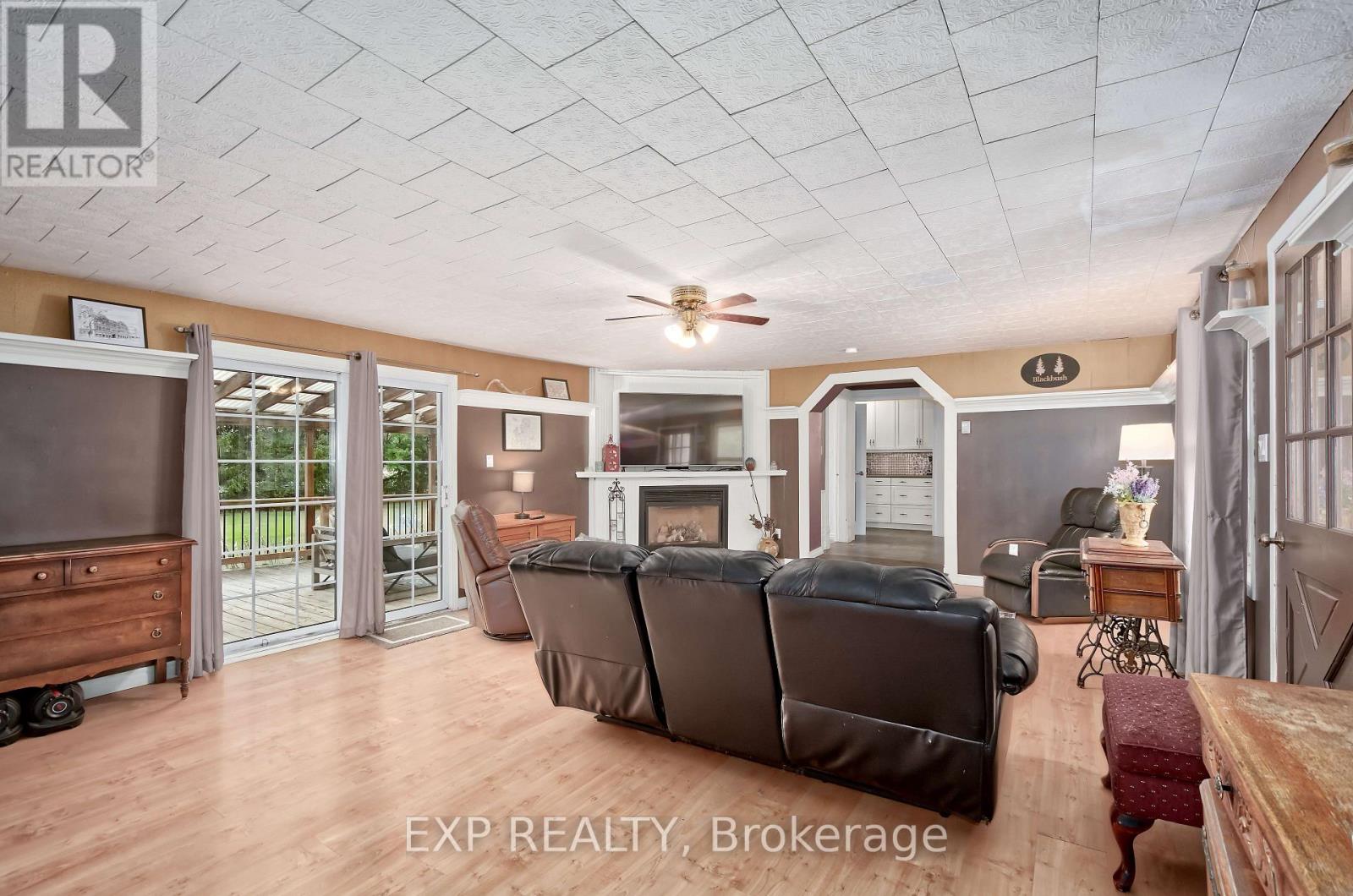 70257 Blackbush Line, South Huron (Stephen), Ontario  N0M 1N0 - Photo 15 - X13812636