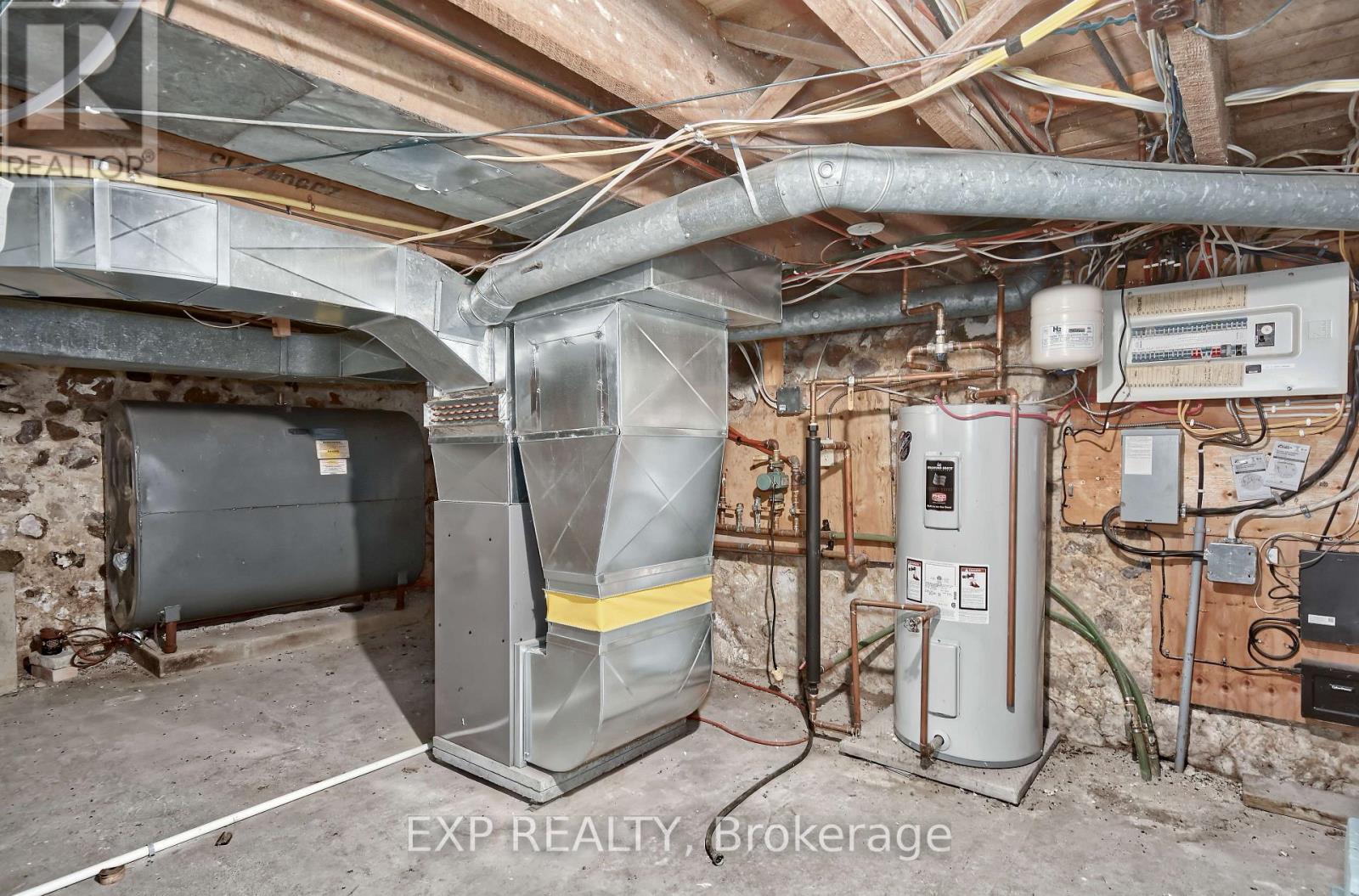 70257 Blackbush Line, South Huron (Stephen), Ontario  N0M 1N0 - Photo 37 - X13812636