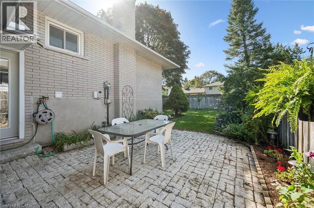 35 Crosby Drive, Kitchener, Ontario  N2B 2K9 - Photo 26 - 40865236