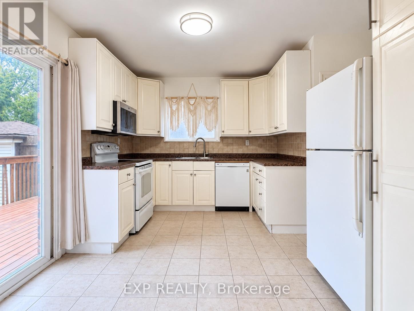 4883 Simcoe Street, Niagara Falls (Cherrywood), Ontario  L2E 1V8 - Photo 13 - X13812722