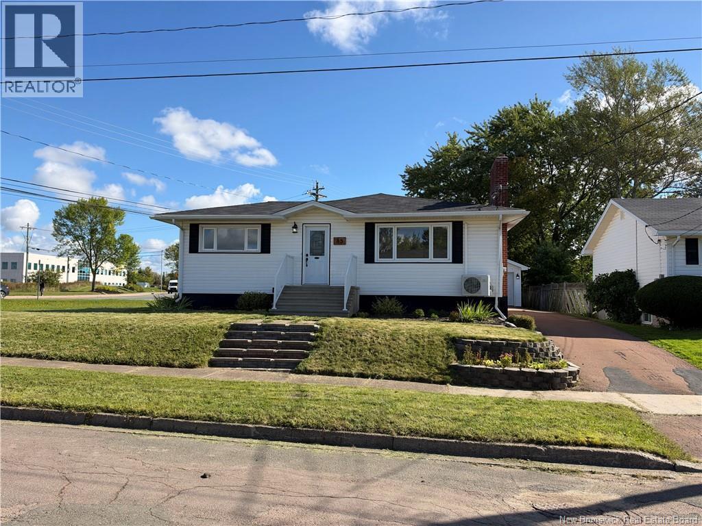 85 Ninth Street, Moncton, New Brunswick  E1E 3E5 - Photo 1 - NB148299