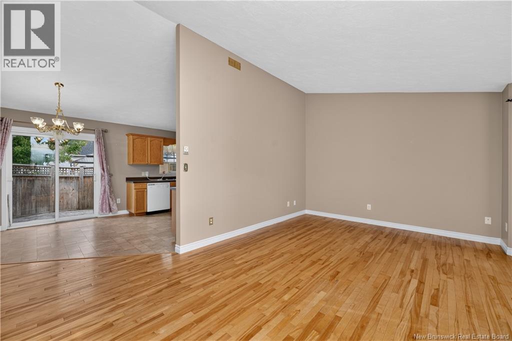 301 Worthington Avenue, Moncton, New Brunswick  E1C 0B7 - Photo 3 - NB148222