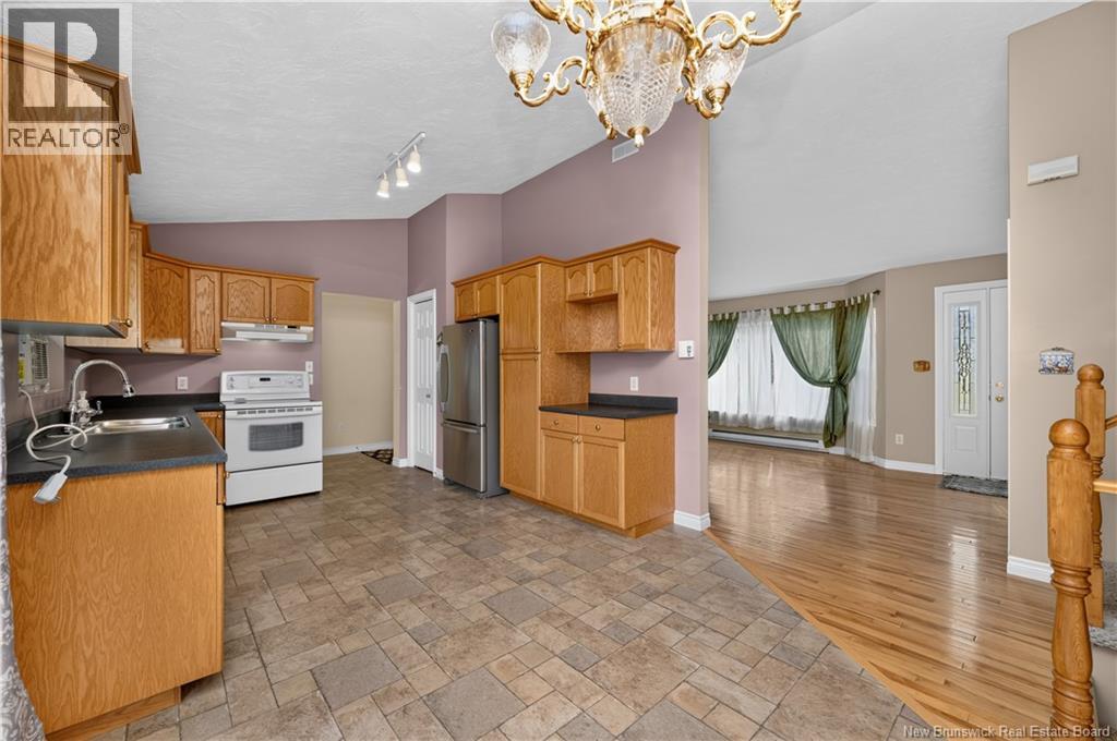 301 Worthington Avenue, Moncton, New Brunswick  E1C 0B7 - Photo 4 - NB148222