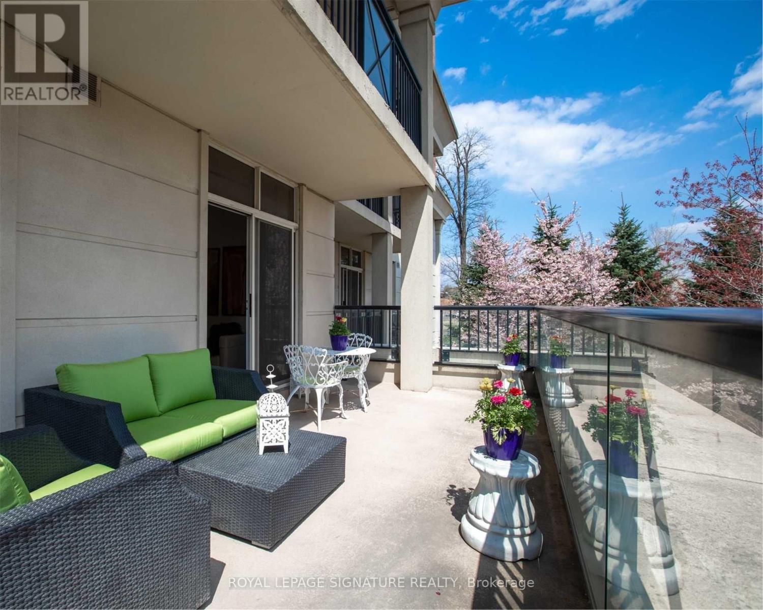 212 - 1105 Leslie Street, Toronto (Banbury-Don Mills), Ontario  M3C 4G9 - Photo 3 - C13812656