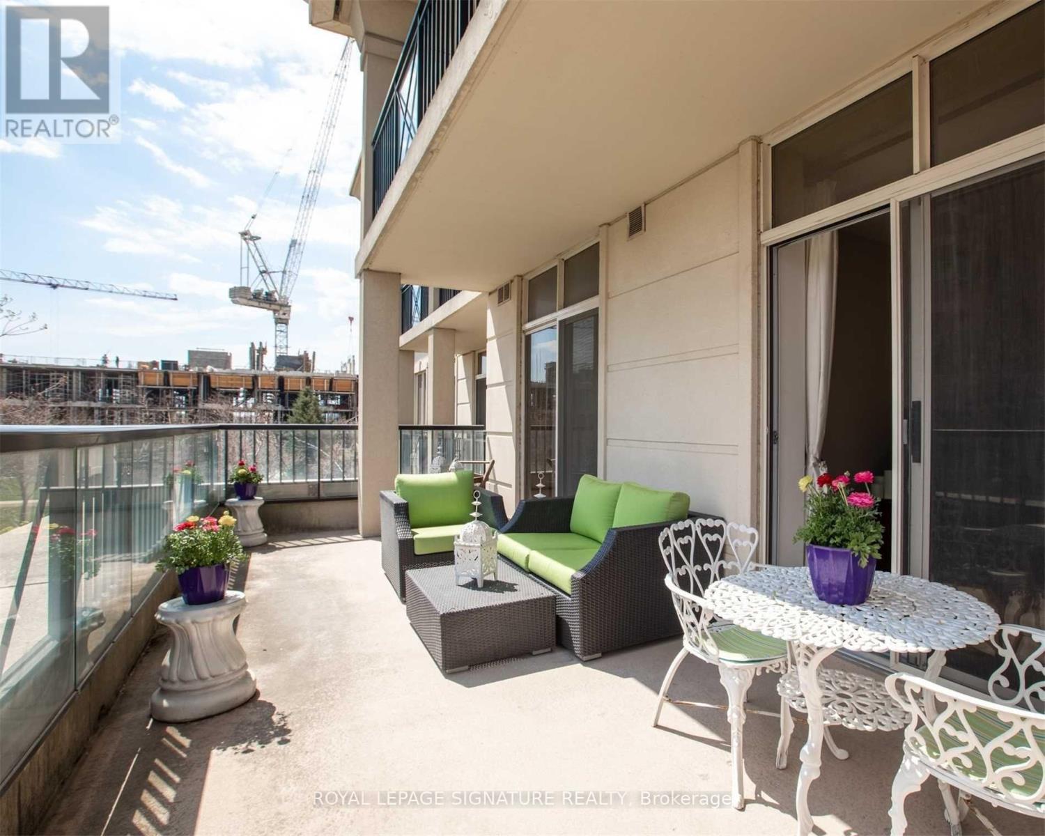 212 - 1105 Leslie Street, Toronto (Banbury-Don Mills), Ontario  M3C 4G9 - Photo 5 - C13812656
