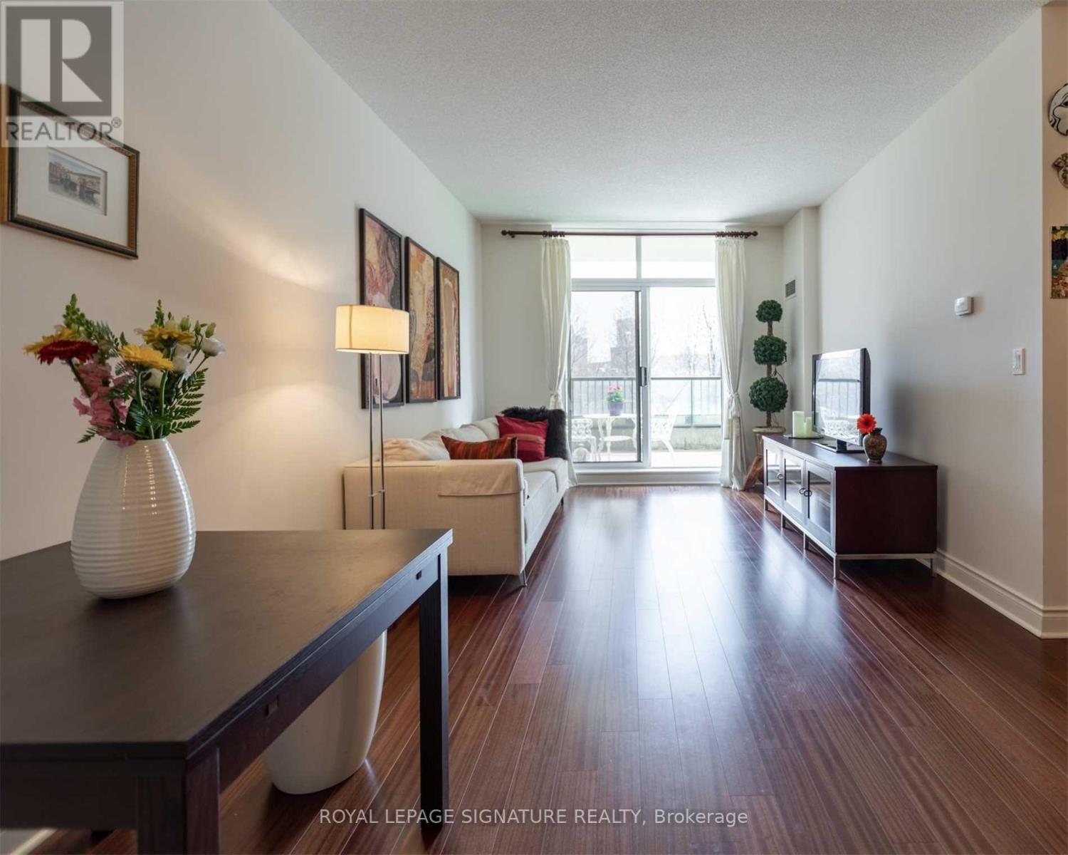 212 - 1105 Leslie Street, Toronto (Banbury-Don Mills), Ontario  M3C 4G9 - Photo 8 - C13812656