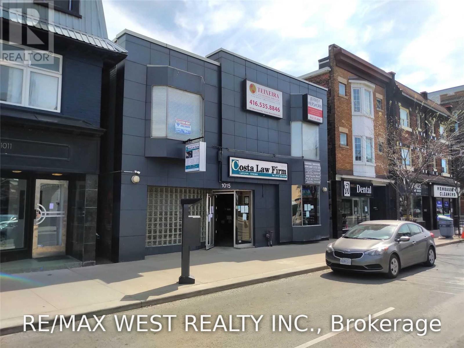2nd Flr Ne - 1015 Bloor Street W, Toronto, Ontario M6H 1M1 - Photo 1 - C13812710