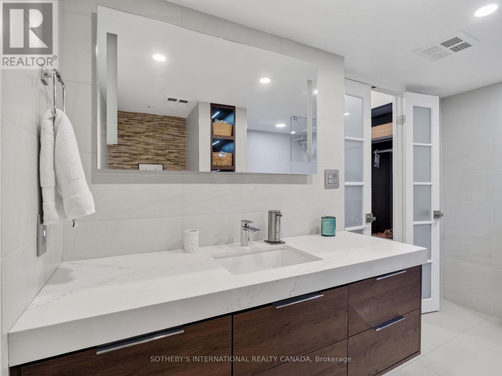906 - 550 Queens Quay W, Toronto, Ontario  M5V 3M8 - Photo 27 - C13812718