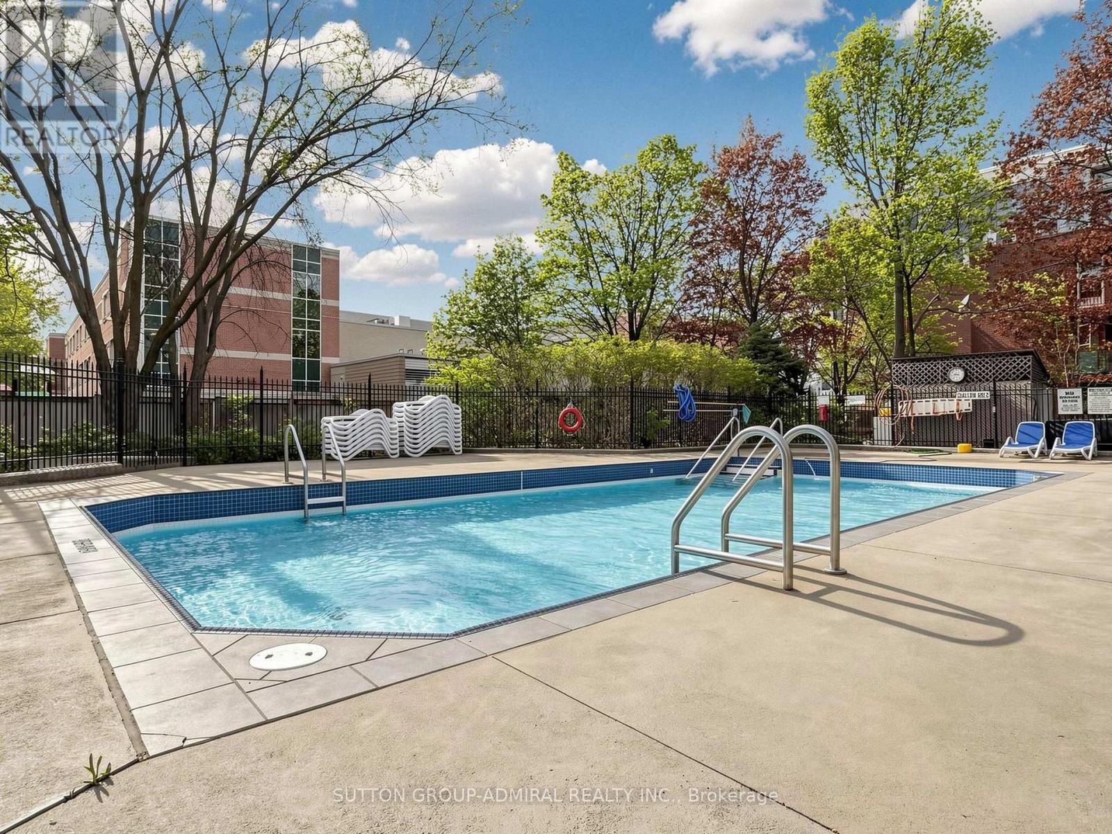 1004 - 2 Covington Road, Toronto, Ontario  M6A 3E2 - Photo 44 - C13812732