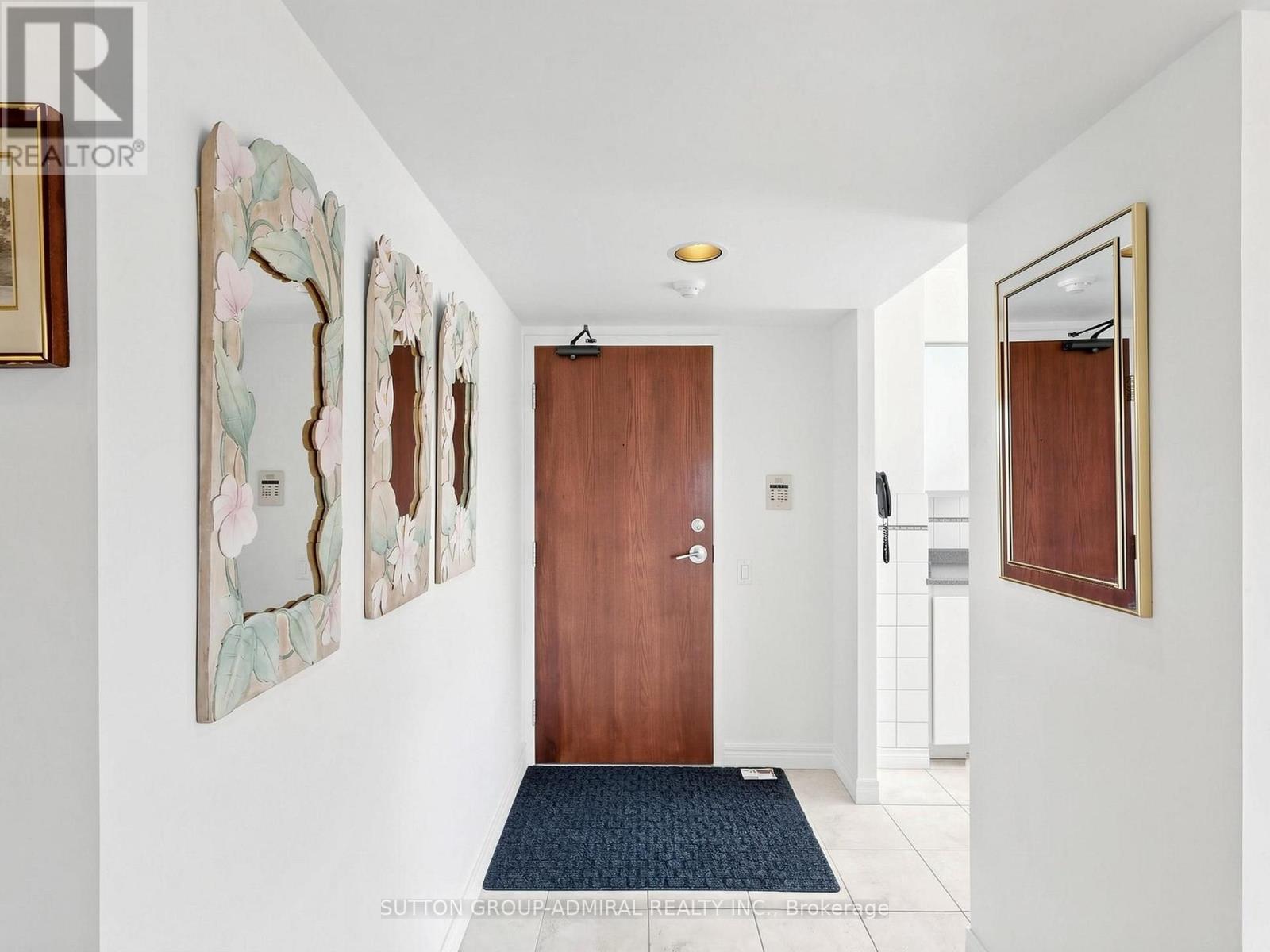1004 - 2 Covington Road, Toronto, Ontario  M6A 3E2 - Photo 8 - C13812732