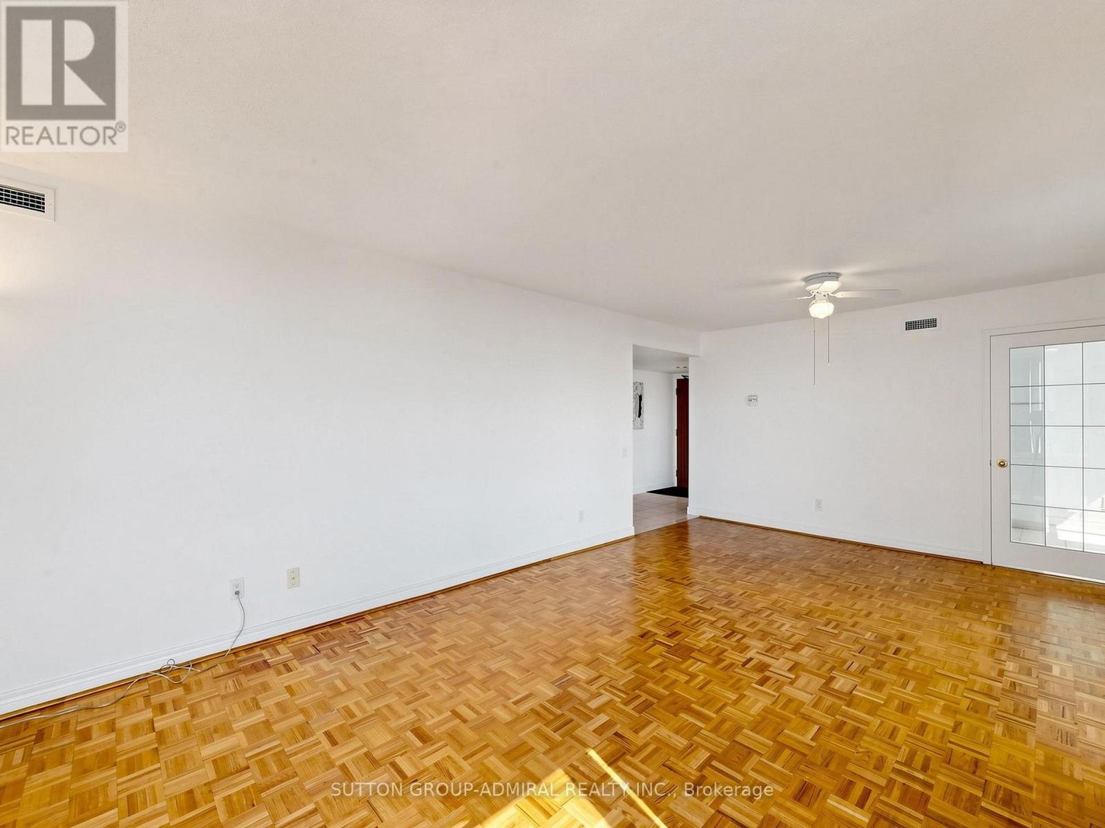 1004 - 2 Covington Road, Toronto, Ontario  M6A 3E2 - Photo 9 - C13812732