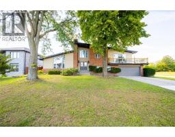 2405 ROXBOROUGH BOULEVARD, Windsor, Ontario