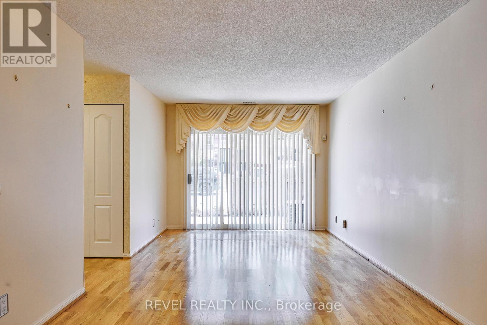 411 - 1400 The Esplanade N, Pickering, Ontario  L1V 6V2 - Photo 9 - E13812704