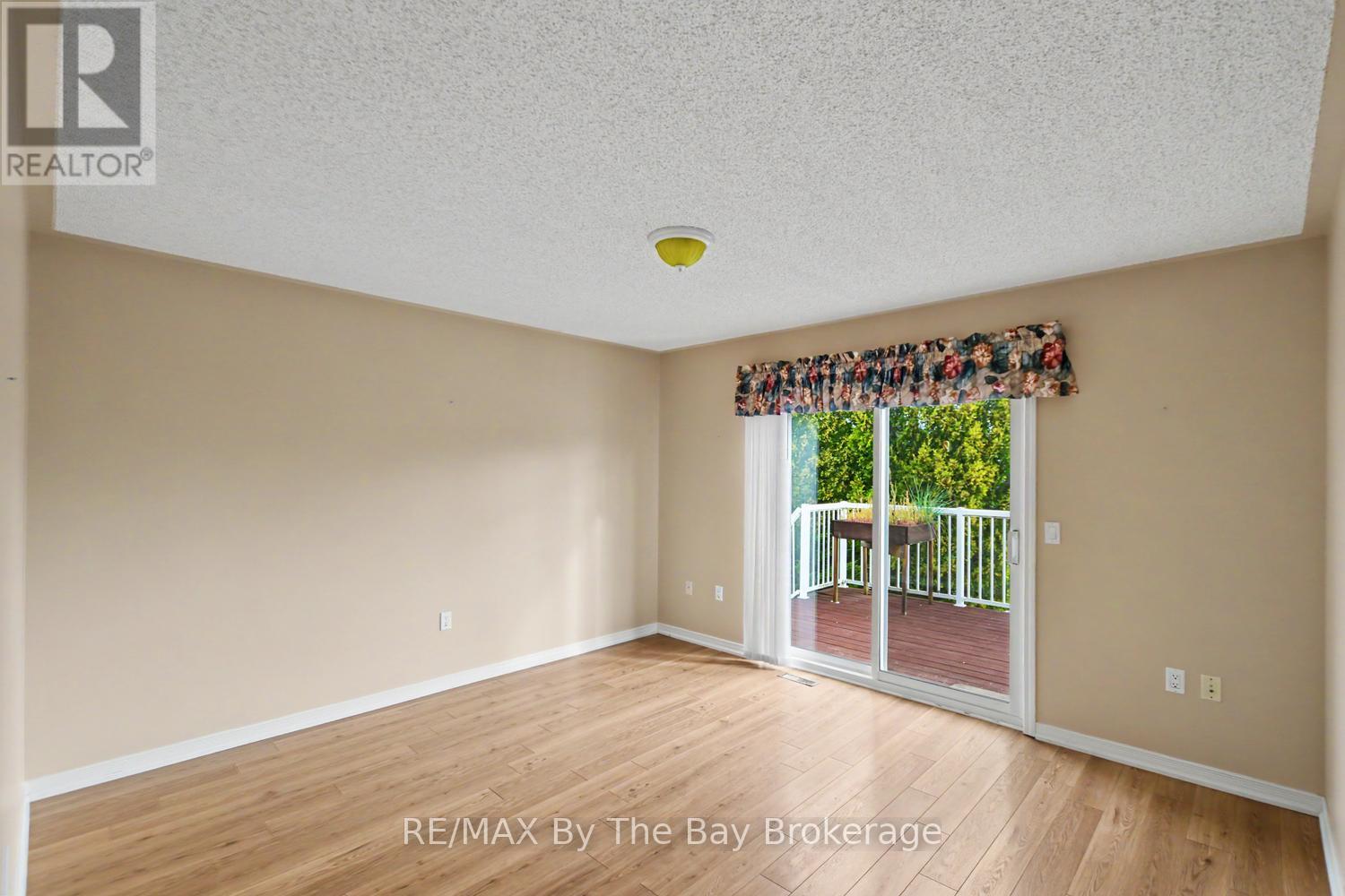 30 St James Place, Wasaga Beach, Ontario  L9Z 3A8 - Photo 18 - S13812694