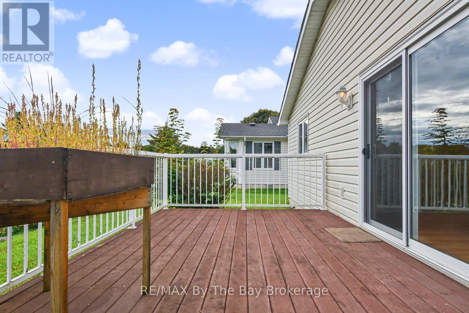 30 St James Place, Wasaga Beach, Ontario  L9Z 3A8 - Photo 19 - S13812694