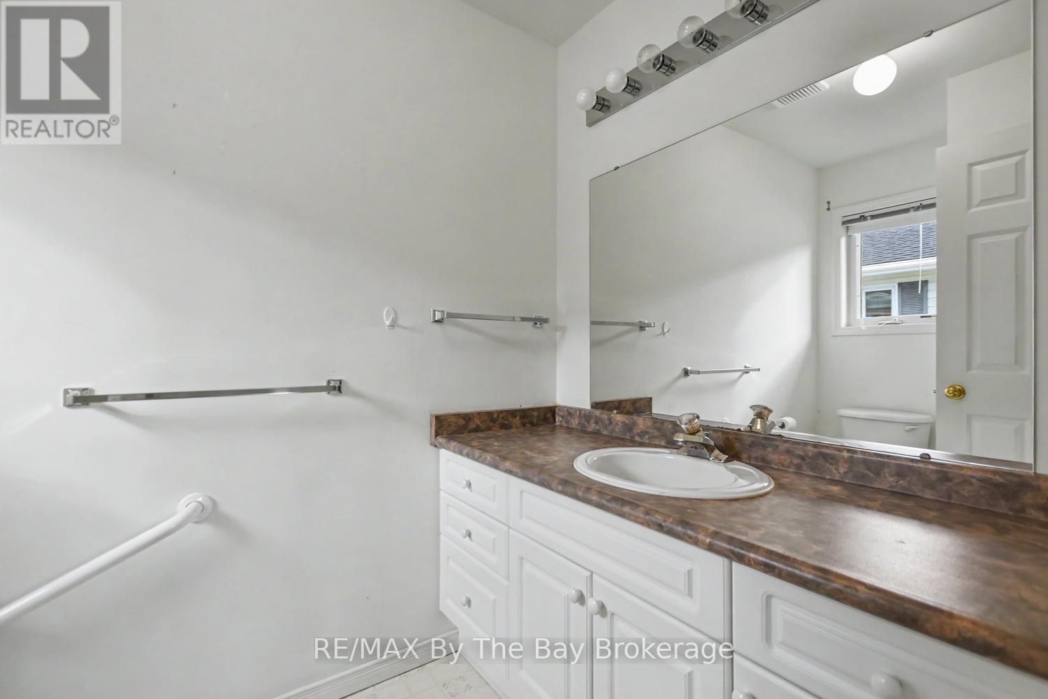 30 St James Place, Wasaga Beach, Ontario  L9Z 3A8 - Photo 22 - S13812694
