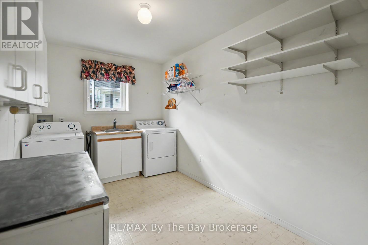 30 St James Place, Wasaga Beach, Ontario  L9Z 3A8 - Photo 23 - S13812694