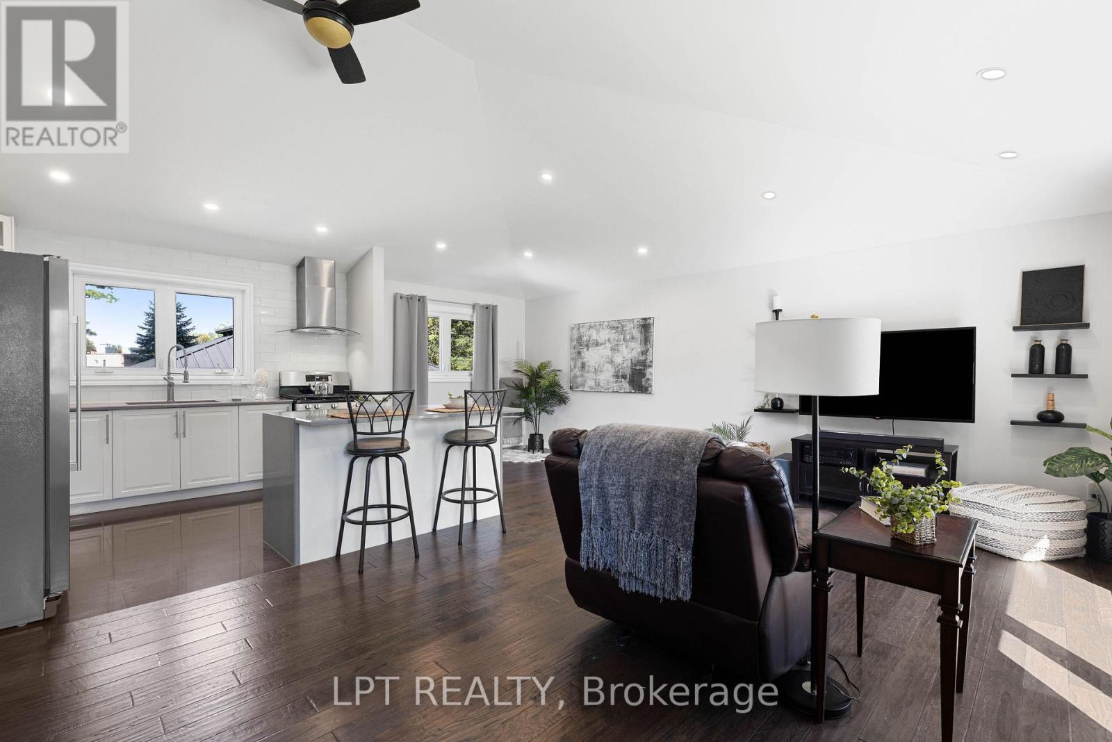 40 Rosemary Lane, Georgina, Ontario  L0E 1N0 - Photo 7 - N13812670