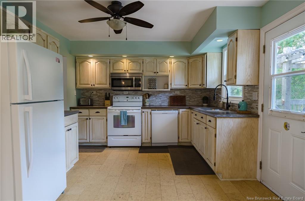 9 Woodward Crescent, Quispamsis, New Brunswick  E2E 1N5 - Photo 12 - NB148207
