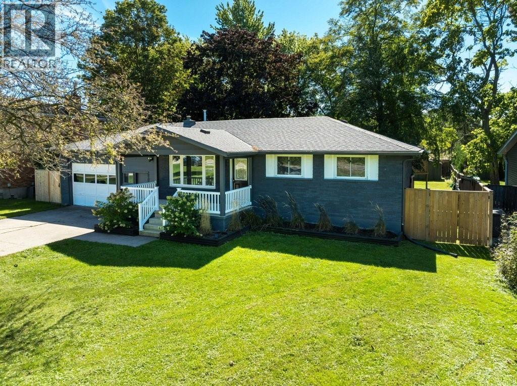 3549 Egremont ROAD, Plympton-Wyoming, Ontario