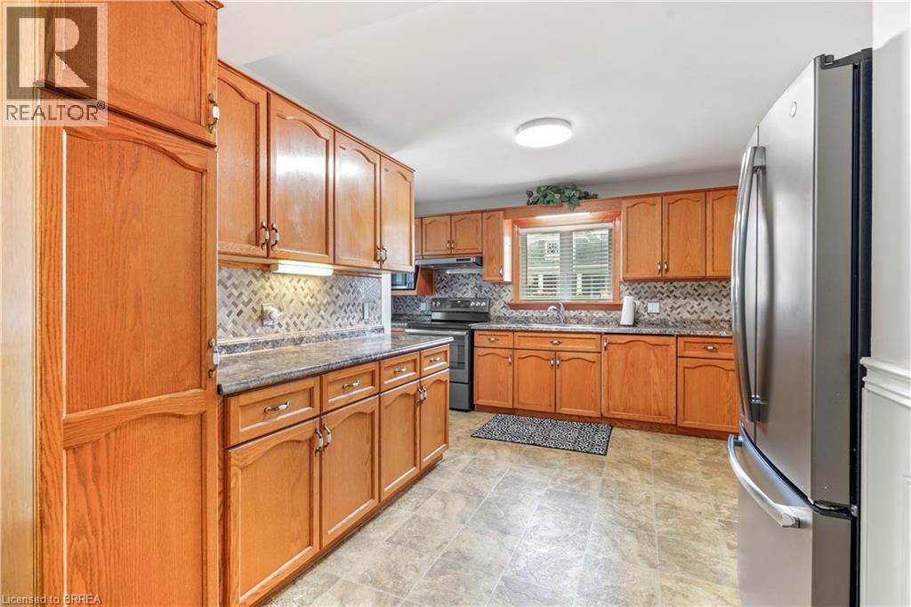 24 Elliott Avenue, Brantford, Ontario  N3T 1E5 - Photo 17 - 40864719