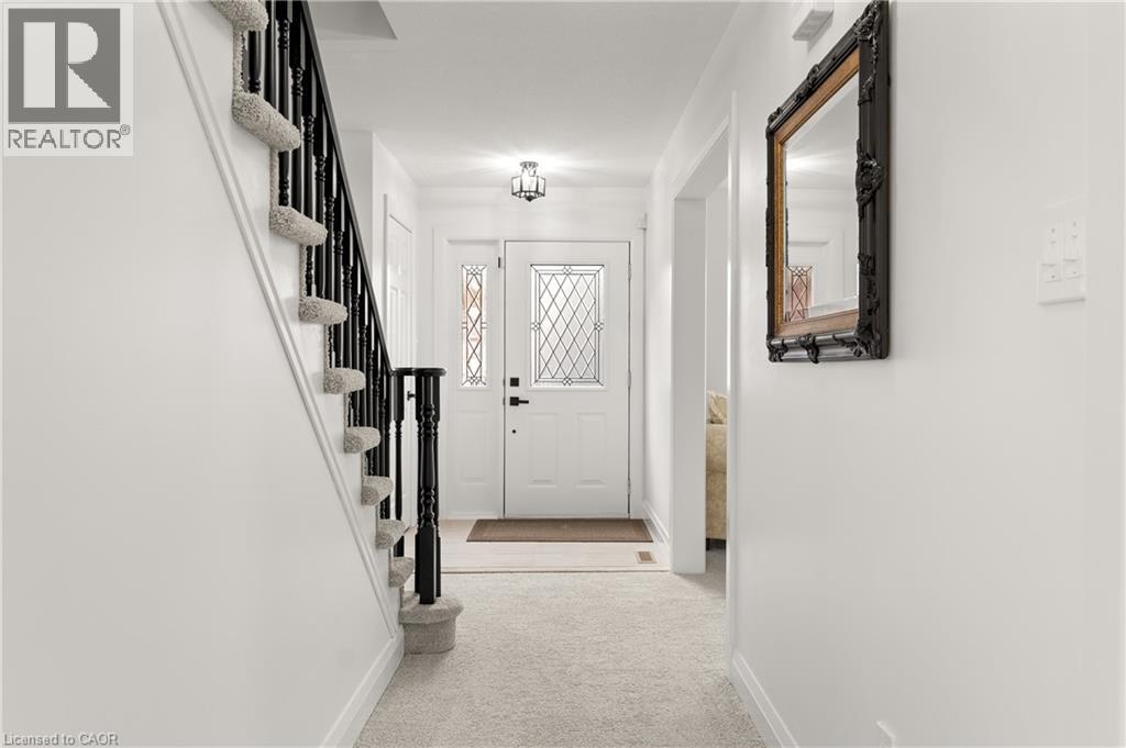 3 Greencroft Court, Kitchener, Ontario  N2N 3H6 - Photo 4 - 40854616