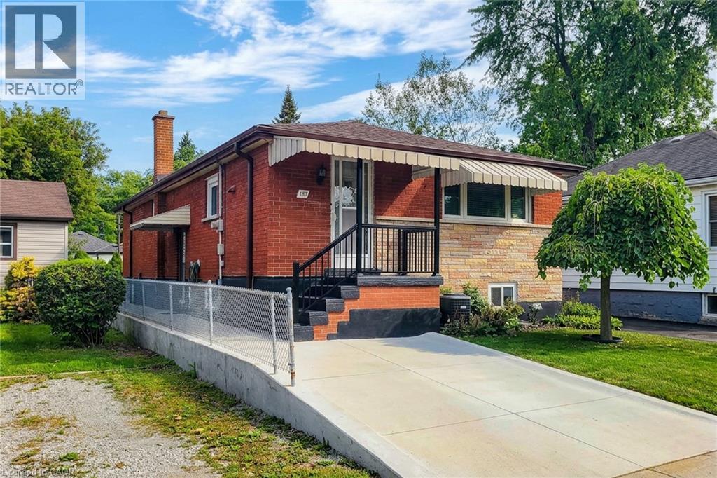 137 EAST 16TH Street, Hamilton, Ontario