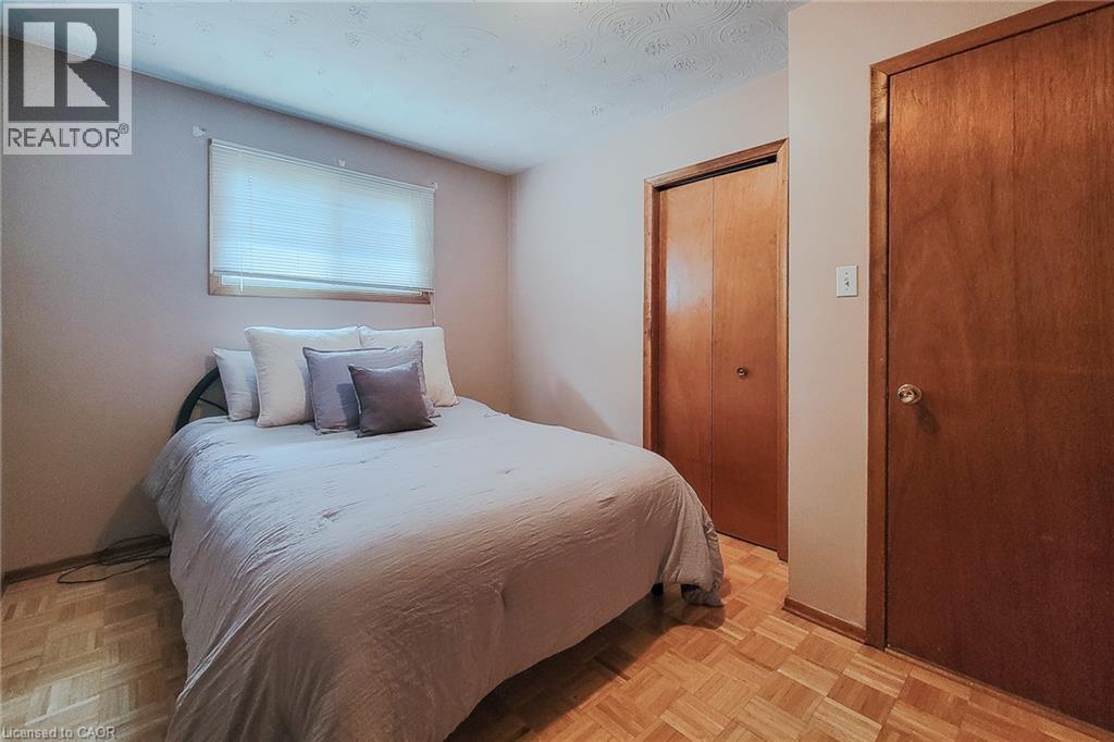 137 East 16th Street, Hamilton, Ontario  L9A 4J4 - Photo 19 - 40863063