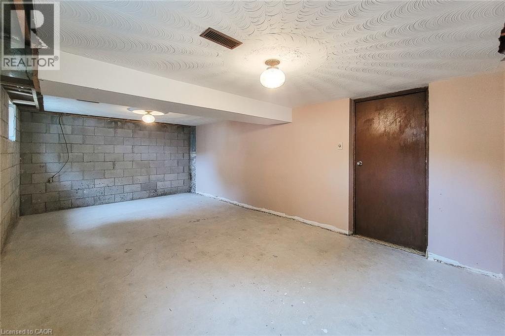137 East 16th Street, Hamilton, Ontario  L9A 4J4 - Photo 35 - 40863063