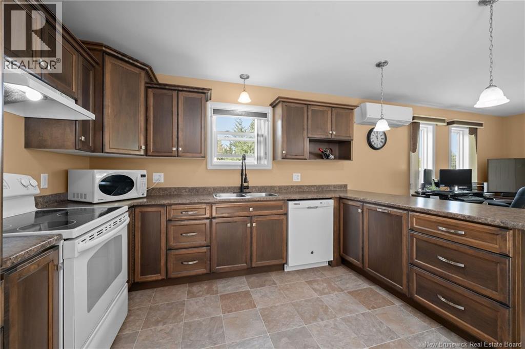 22 Centennial, Richibucto, New Brunswick  E4W 3X2 - Photo 15 - NB148265