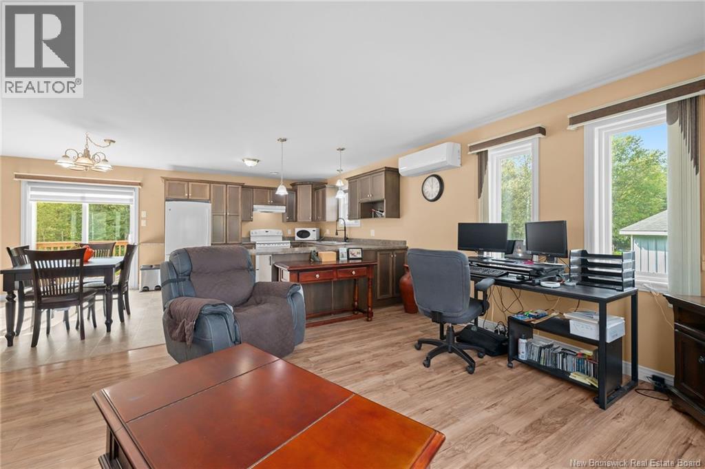 22 Centennial, Richibucto, New Brunswick  E4W 3X2 - Photo 6 - NB148265