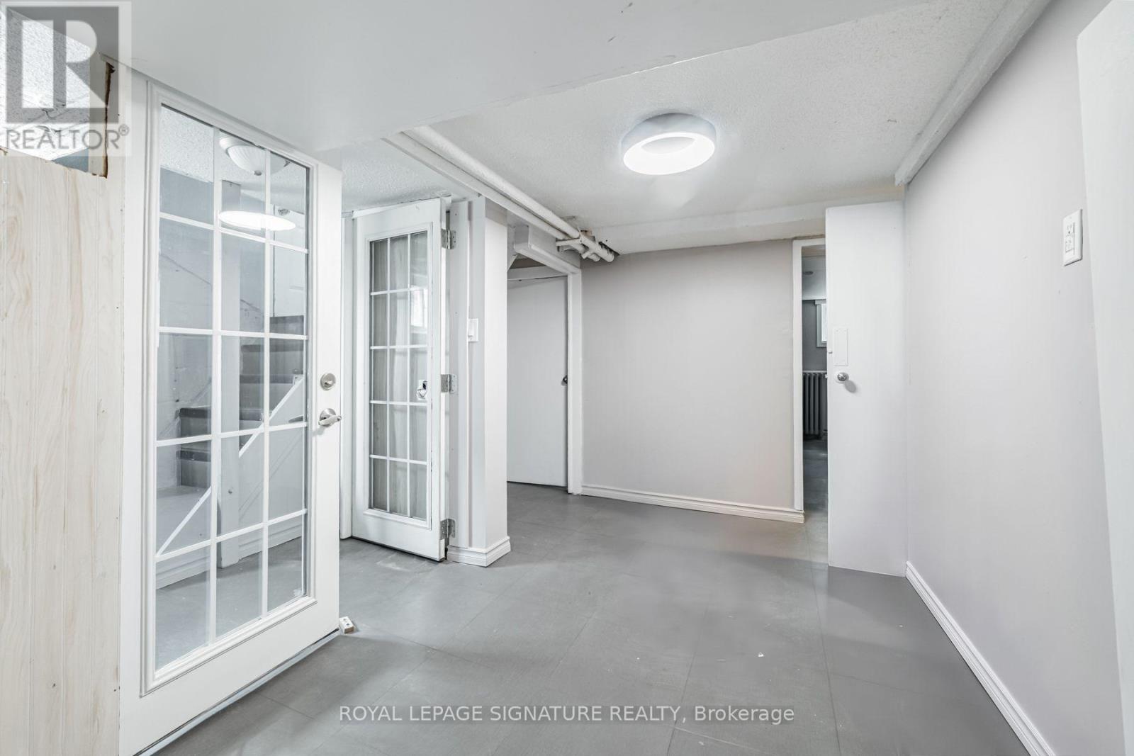 2935 St Clair Avenue E, Toronto, Ontario  M4B 1N9 - Photo 21 - E13804026