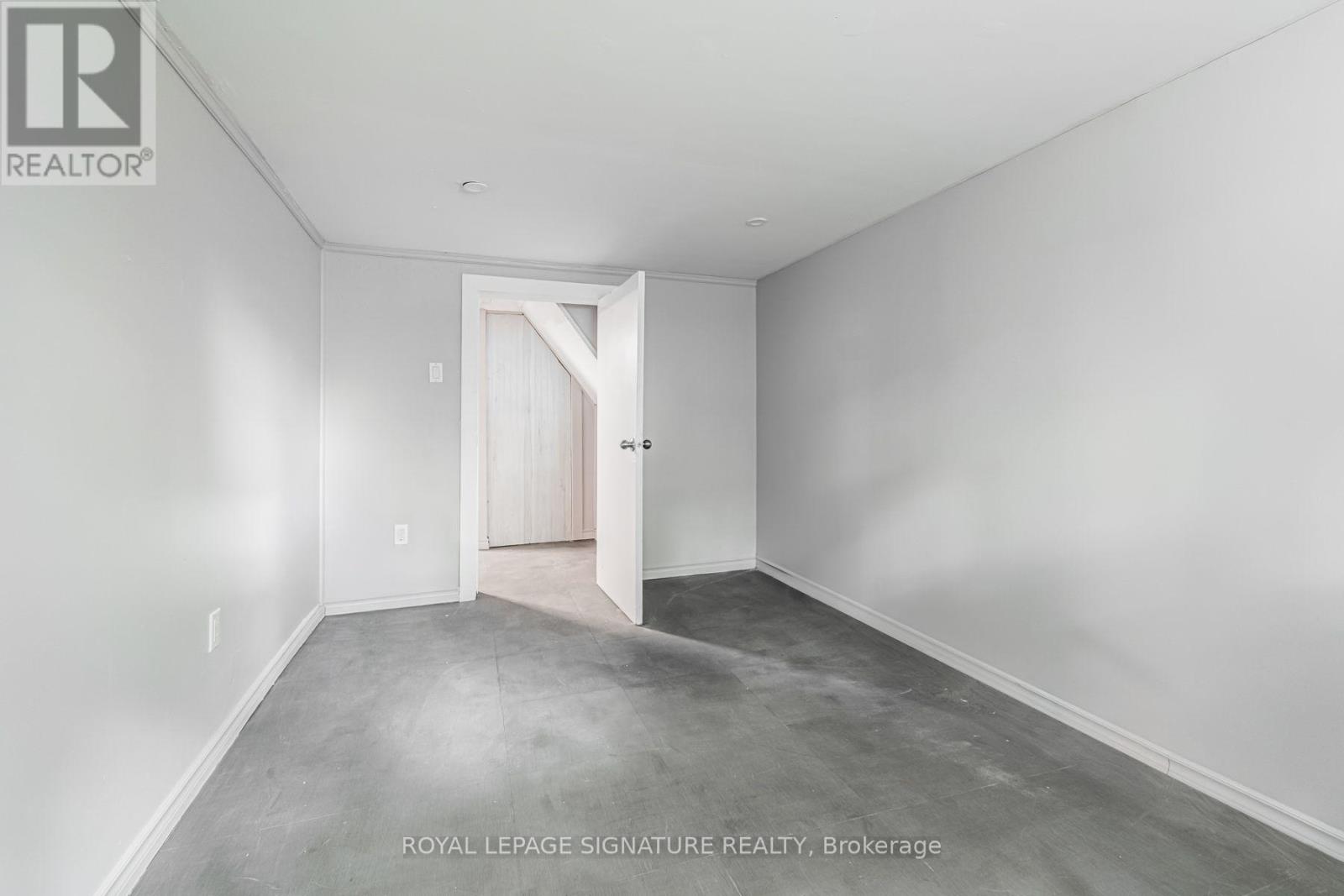2935 St Clair Avenue E, Toronto, Ontario  M4B 1N9 - Photo 30 - E13804026