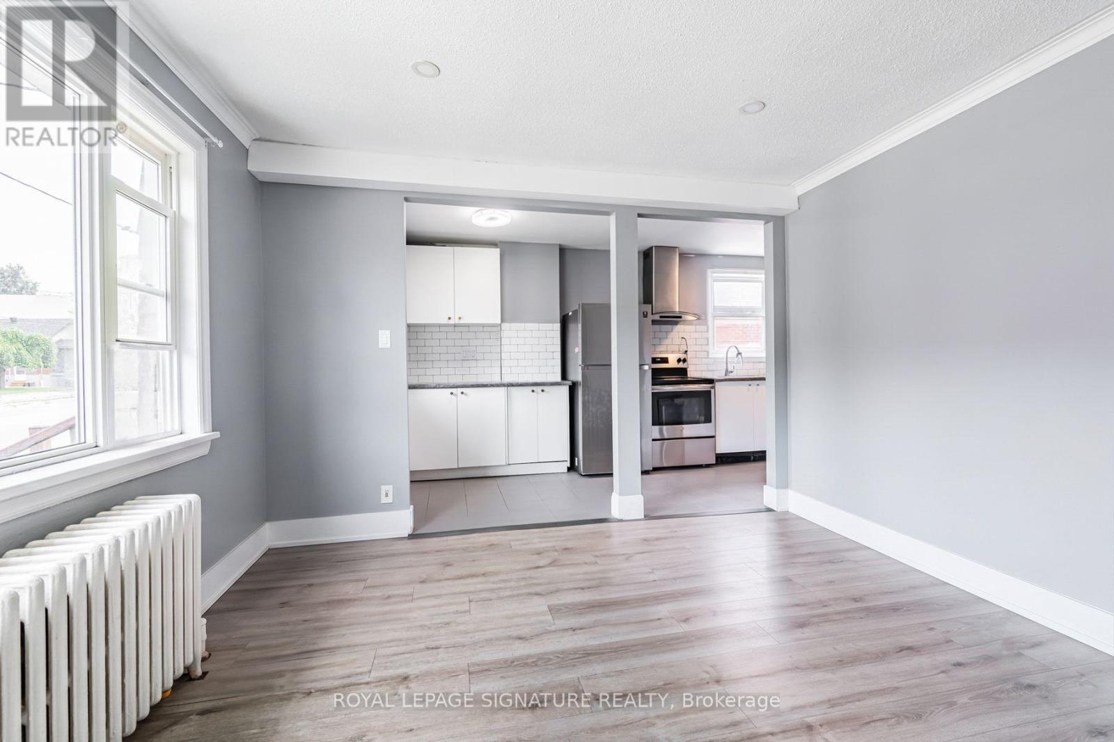 2935 St Clair Avenue E, Toronto, Ontario  M4B 1N9 - Photo 6 - E13804026