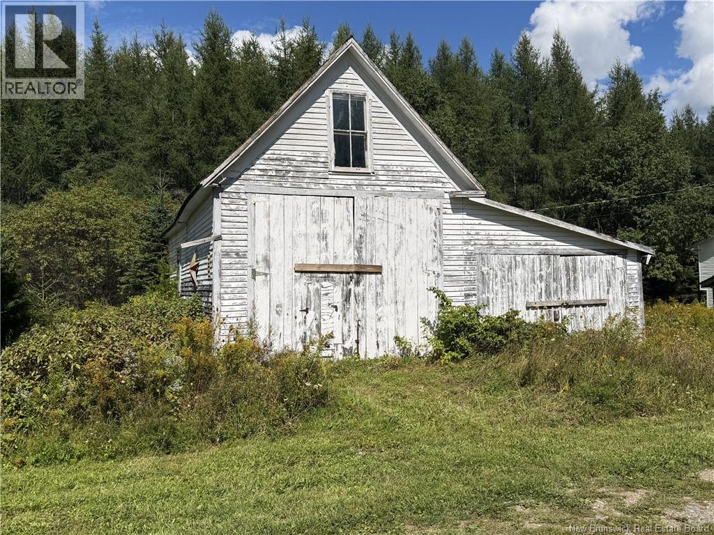 90 Weston Road, Weston, New Brunswick  E7K 1A2 - Photo 24 - NB147218