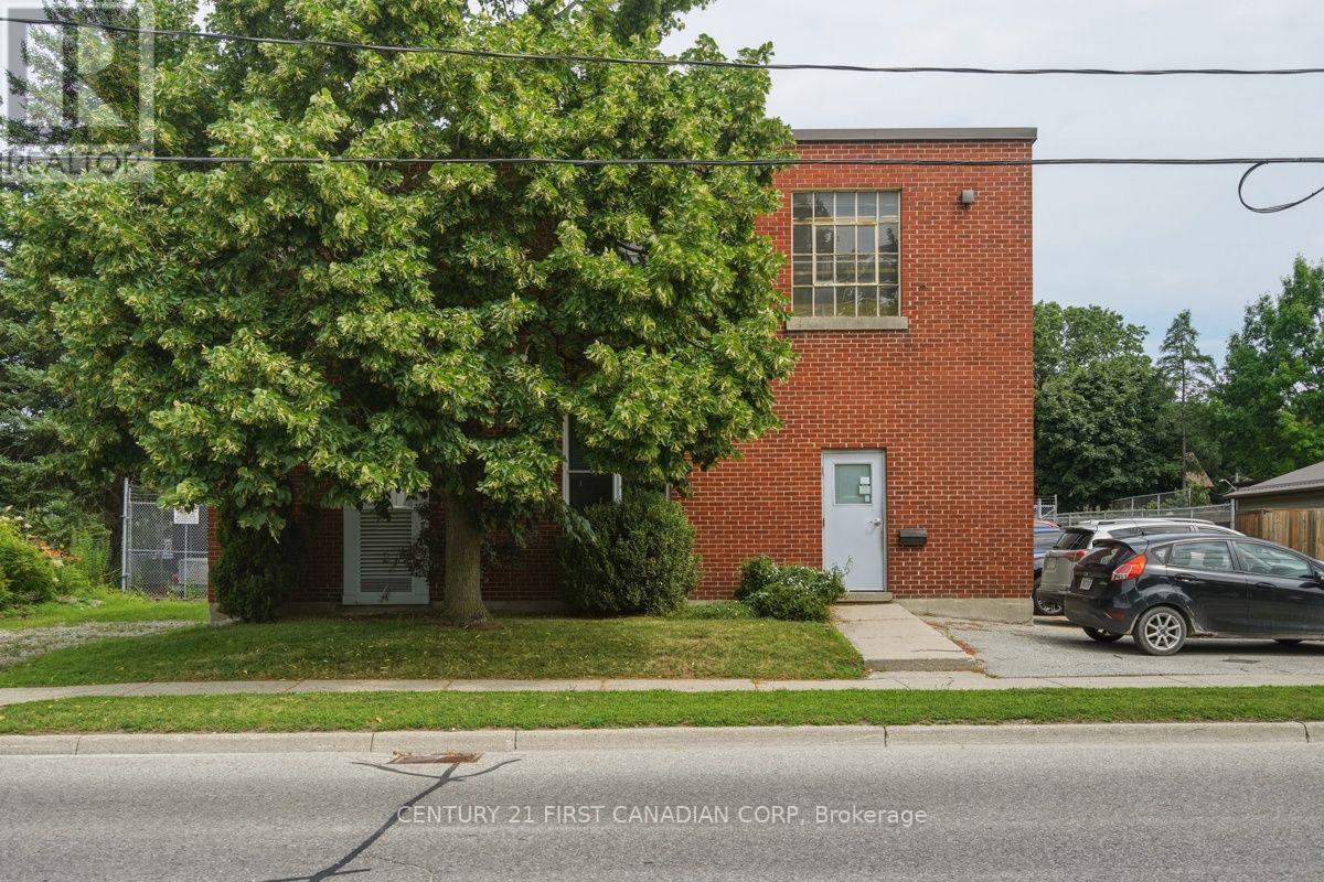 745 Hounsfield Street, Woodstock, Ontario  N4S 1P6 - Photo 4 - X13812868