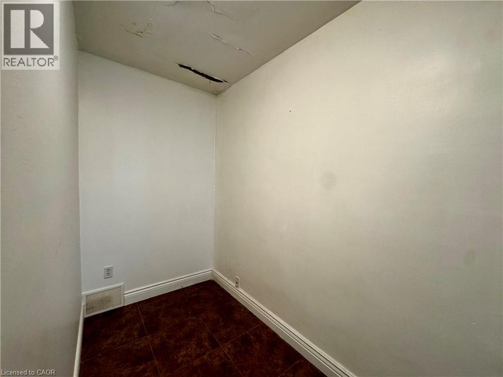 89 Lincoln Avenue, St. Catharines, Ontario  L2P 2E1 - Photo 7 - 40865038