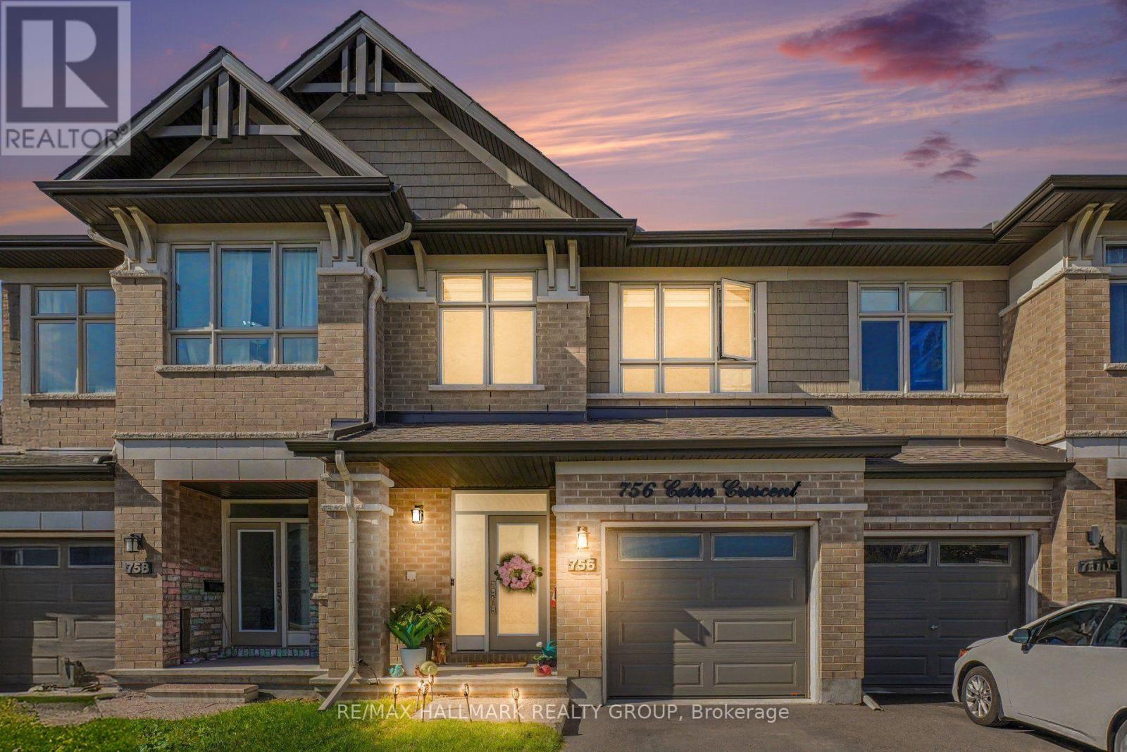 756 CAIRN CRESCENT, Ottawa, Ontario